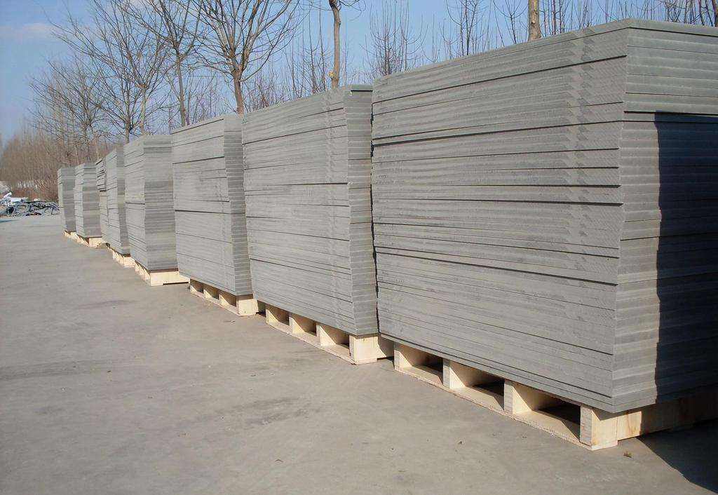 <a href=http://www.xnqphyw.cn/zjtb/ target=_blank class=infotextkey>PVC磚機托板</a>